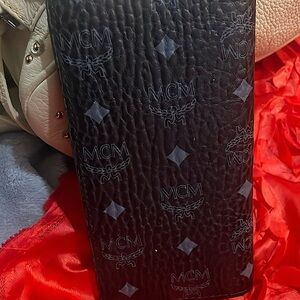 MCM bifold large vintage checkbook continental wallet in Visetos